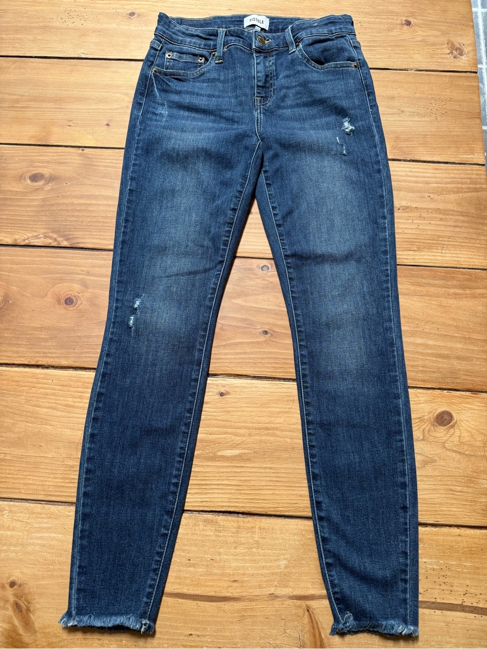 Pistola Distressed Skinny Jeans